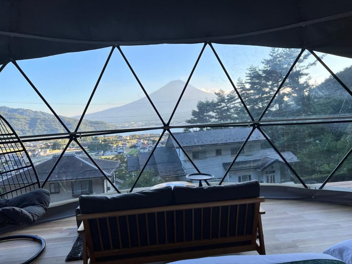 Mt.Fujiグランピングテラス　嶺乃華 Hotel Fujikawaguchiko Luaran gambar